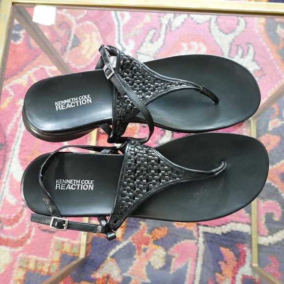NWOB) Kenneth Cole Reaction Black Woven Leather Comfort Thong Sandal 9M - Picture 1 of 12